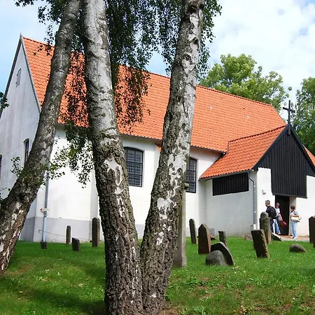 호텔 Auf Hiddensee Im Ort *